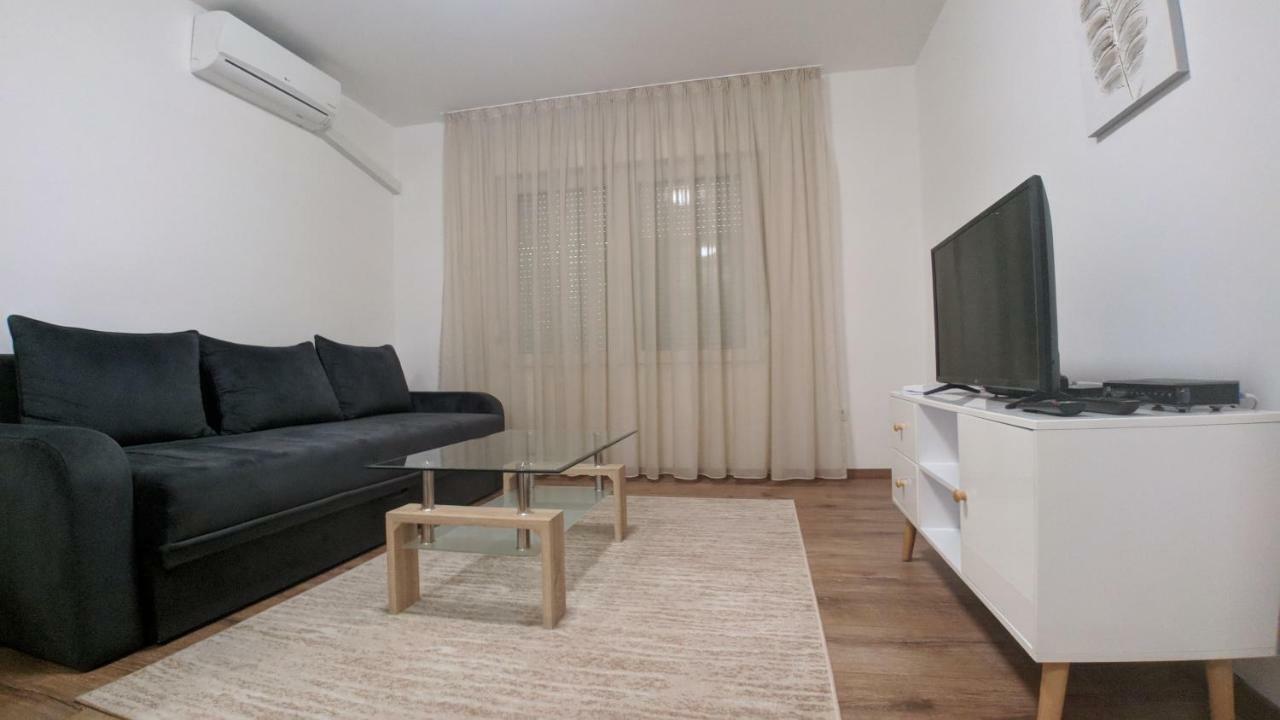 City Mid Mostar Apartment Extérieur photo